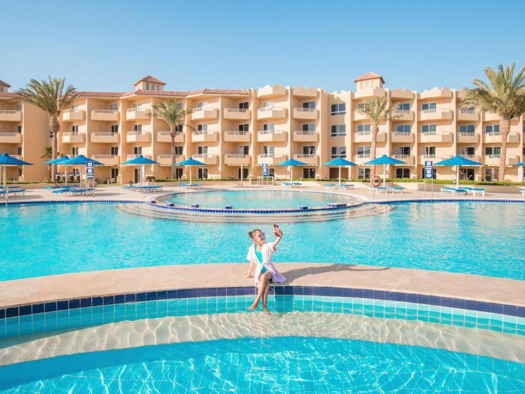amwaj beach club abu soma 21971